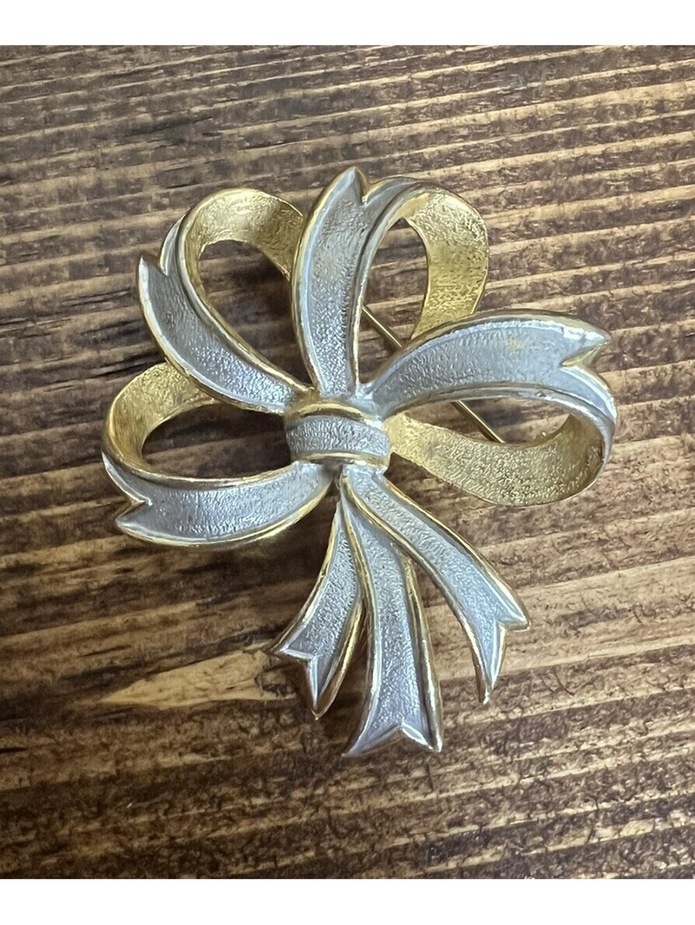 Vintage Signed ST. LABRE Goldtone Silver Enamel BOW Shape Pin Brooch